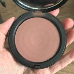 Bobbie Brown bronzer